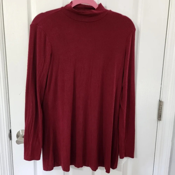 New Directions Burgundy Turtleneck Top - Picture 1 of 11